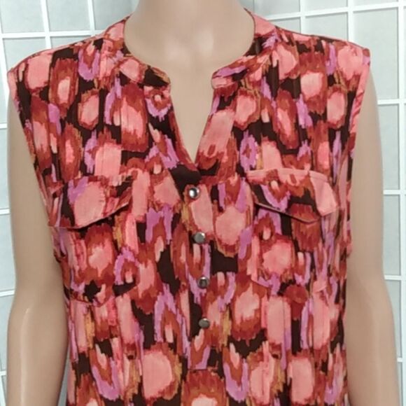 Ava & Grace Orange and Brown Sleeveless Top W/ Chest Pockets - Picture 3 of 13